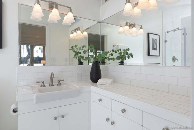 8348 Paseo Del Ocaso, La Jolla, CA 92037