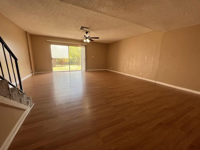 3177 CORAL SPRINGS Drive 125, Coral Springs, FL 33065