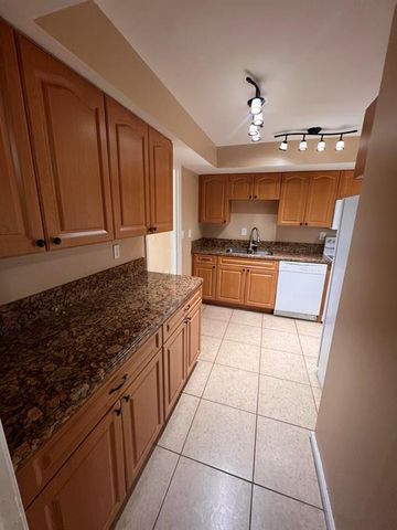 3177 CORAL SPRINGS Drive 125, Coral Springs, FL 33065