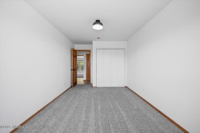 W 100608 Old Inland Empire Hwy, Prosser, WA 99350