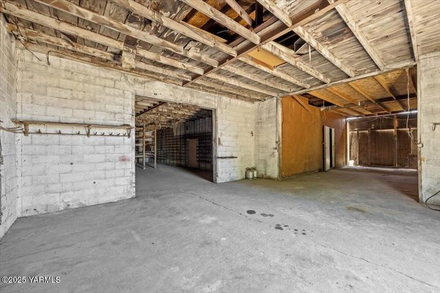 W 100608 Old Inland Empire Hwy, Prosser, WA 99350