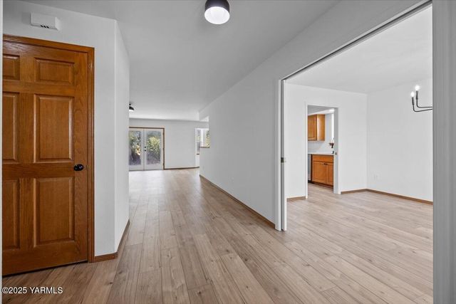 W 100608 Old Inland Empire Hwy, Prosser, WA 99350