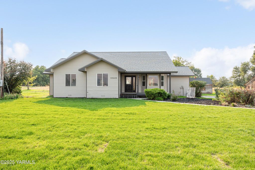 W 100608 Old Inland Empire Hwy, Prosser, WA 99350