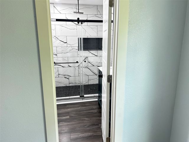 110 E Cunningham Street, Bonham, TX 75418