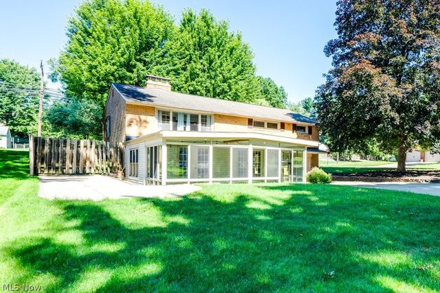 904 Woodside Avenue SE, North Canton, OH 44720