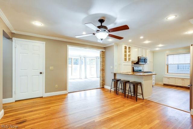 904 Woodside Avenue SE, North Canton, OH 44720