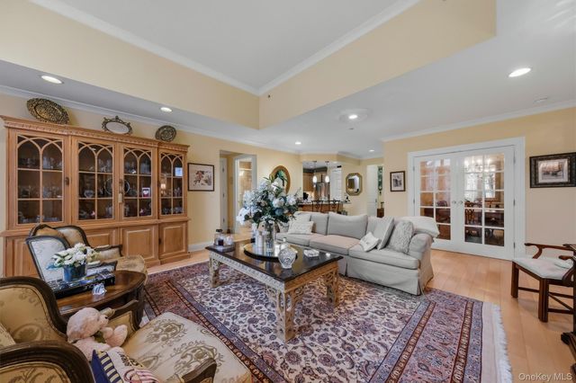 427 Trump Park 427A, Shrub Oak, NY 10588