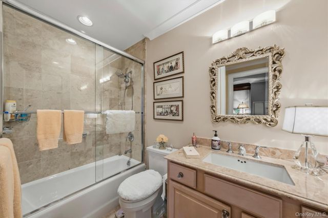 427 Trump Park 427A, Shrub Oak, NY 10588
