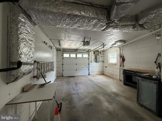 9209 E PARKHILL DR, Bethesda, MD 20814