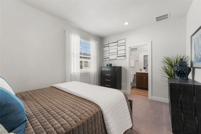 2704 Grand Fountains Drive H, Houston, TX 77054