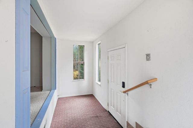 1028 W 17th Ave, Spokane, WA 99203