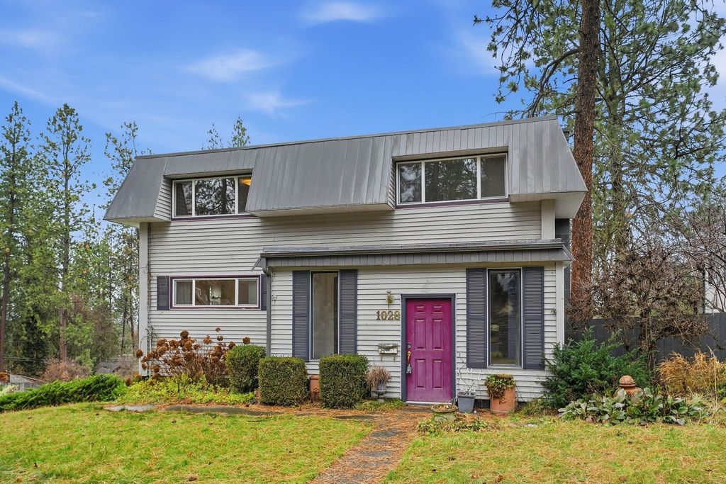 1028 W 17th Ave, Spokane, WA 99203