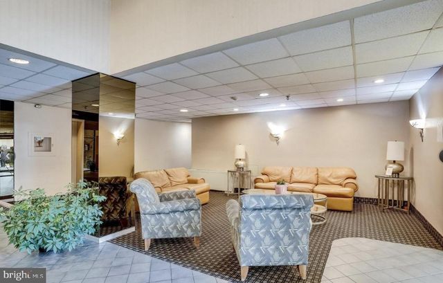 9200 EDWARDS WAY #907, Hyattsville, MD 20783