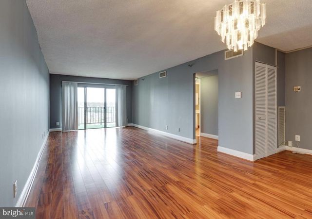 9200 EDWARDS WAY #907, Hyattsville, MD 20783