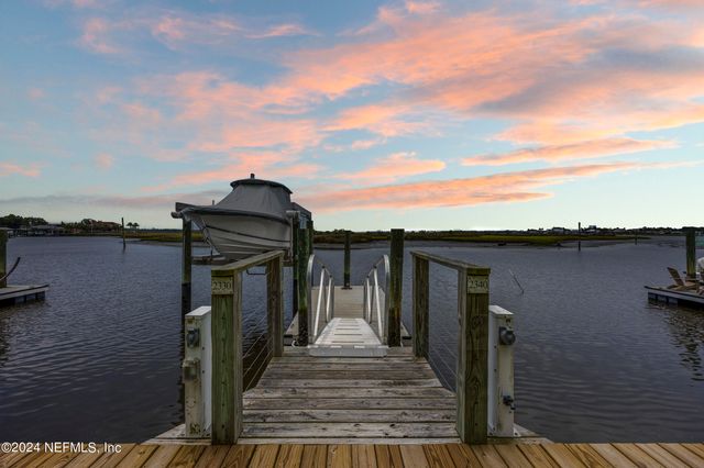 2340 BEACH Boulevard, Jacksonville Beach, FL 32250