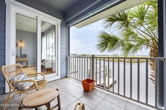 2340 BEACH Boulevard, Jacksonville Beach, FL 32250
