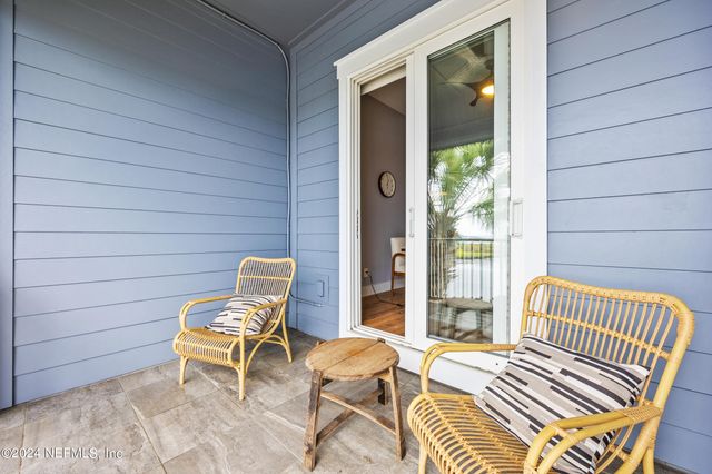2340 BEACH Boulevard, Jacksonville Beach, FL 32250