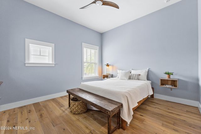 2340 BEACH Boulevard, Jacksonville Beach, FL 32250