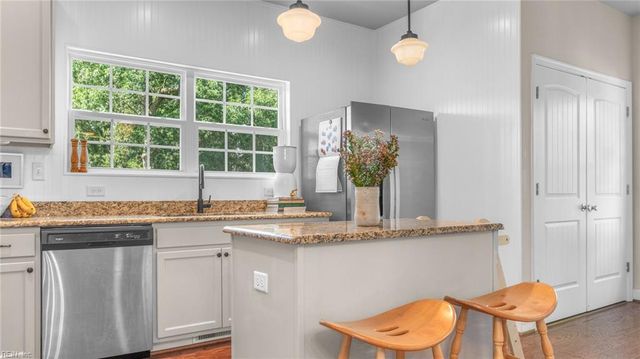 1545 Ocean Garden ST, Virginia Beach, VA 23454