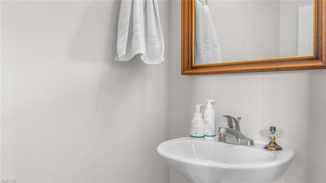 1545 Ocean Garden ST, Virginia Beach, VA 23454