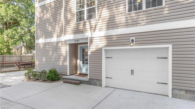 1545 Ocean Garden ST, Virginia Beach, VA 23454