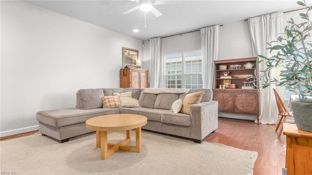 1545 Ocean Garden ST, Virginia Beach, VA 23454