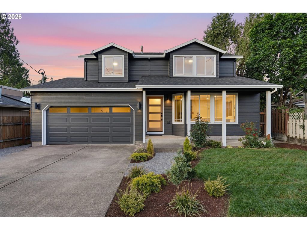9827 N IVANHOE St, Portland, OR 97203