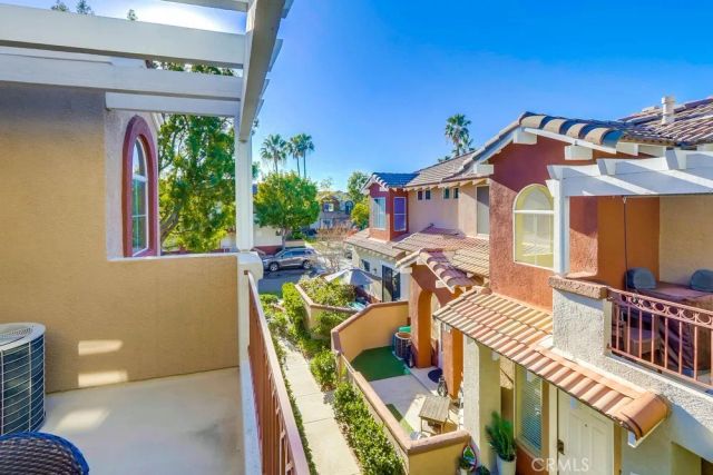 54 Santa Barbara Court, Lake Forest, CA 92610
