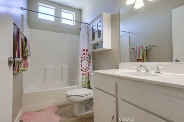 54 Santa Barbara Court, Lake Forest, CA 92610