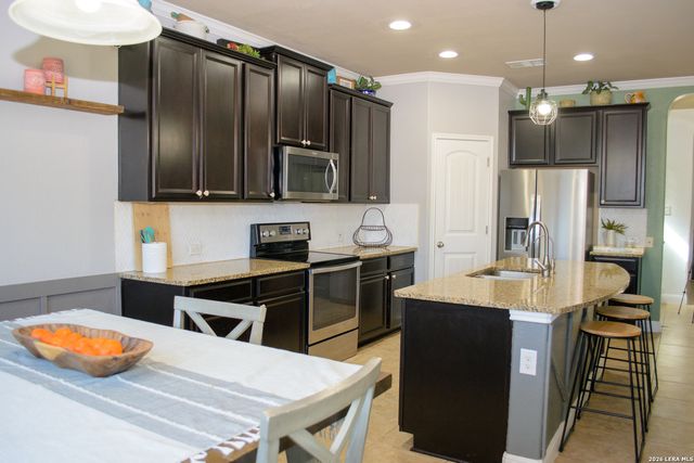 2550 Gato Del Sol, San Antonio, TX 78245