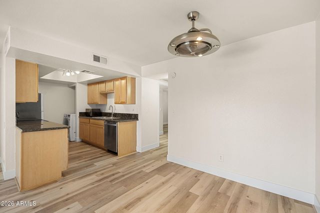 740 W ELM Street 207, Phoenix, AZ 85013