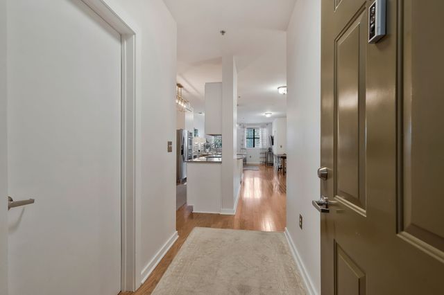 1803 Broadway Apt 201, Nashville, TN 37203