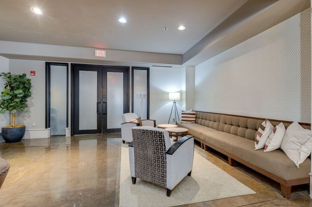 1803 Broadway Apt 201, Nashville, TN 37203