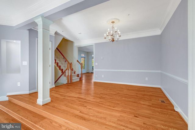 8030 KIDWELL TOWN CT, Vienna, VA 22182