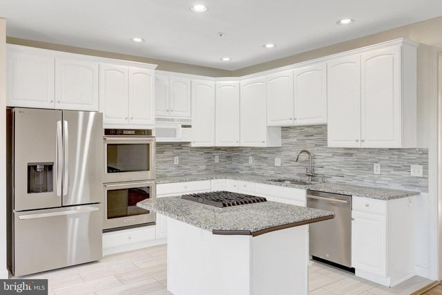 8030 KIDWELL TOWN CT, Vienna, VA 22182