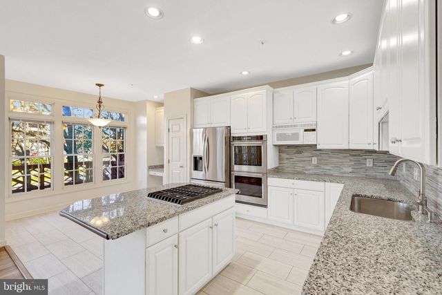 8030 KIDWELL TOWN CT, Vienna, VA 22182