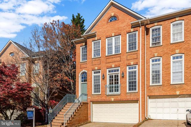 8030 KIDWELL TOWN CT, Vienna, VA 22182