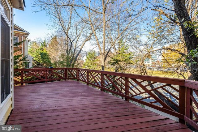 8030 KIDWELL TOWN CT, Vienna, VA 22182