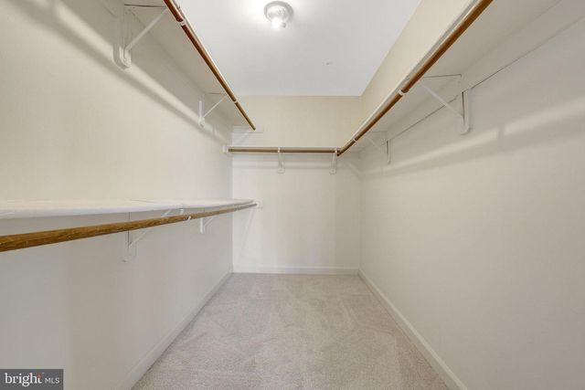 8030 KIDWELL TOWN CT, Vienna, VA 22182