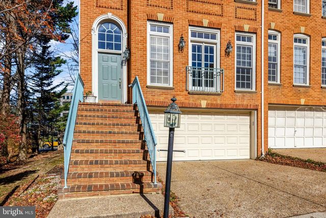 8030 KIDWELL TOWN CT, Vienna, VA 22182