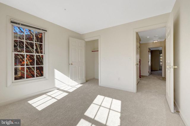 8030 KIDWELL TOWN CT, Vienna, VA 22182