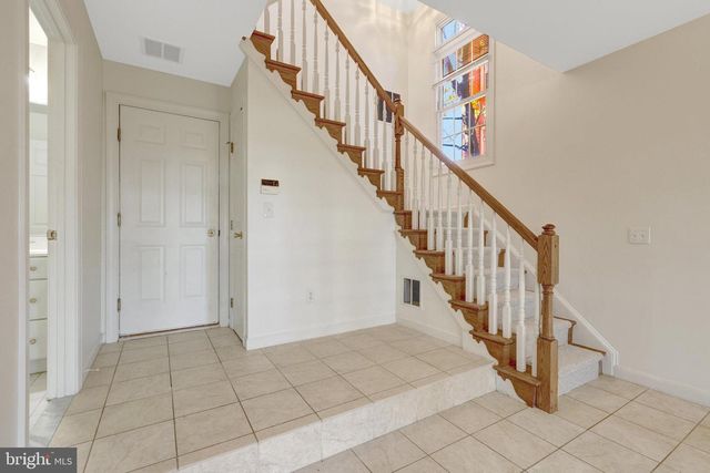 8030 KIDWELL TOWN CT, Vienna, VA 22182