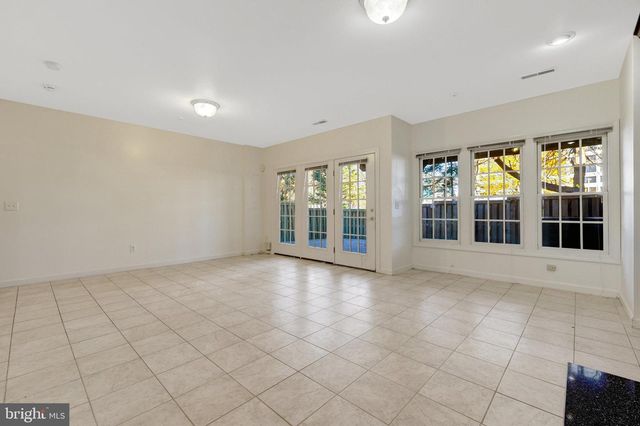 8030 KIDWELL TOWN CT, Vienna, VA 22182