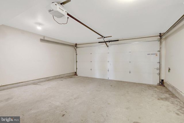 8030 KIDWELL TOWN CT, Vienna, VA 22182