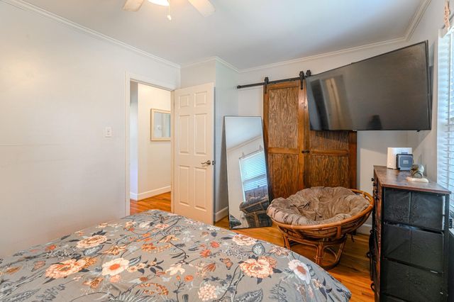 2222 Wakefield Drive, Houston, TX 77018
