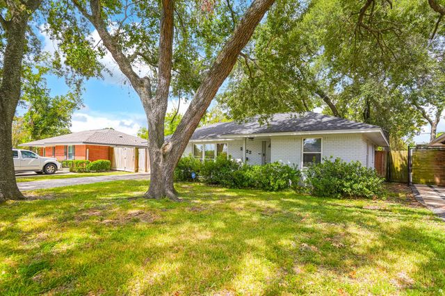 2222 Wakefield Drive, Houston, TX 77018
