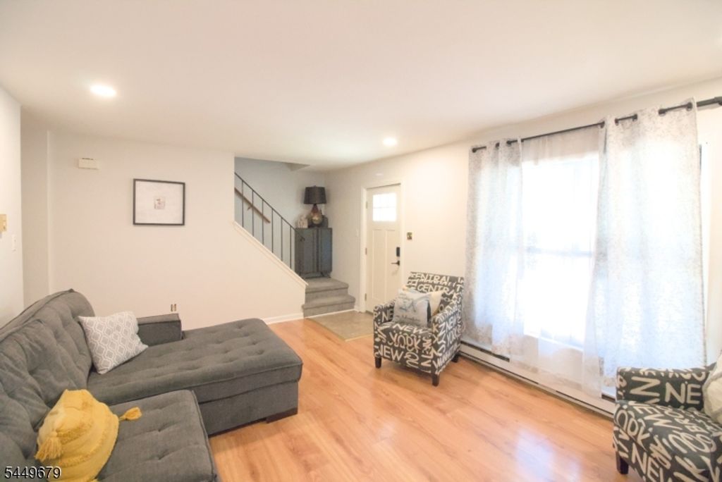 385 Fairmount Ave, Newark City, NJ 07103 — photo 3