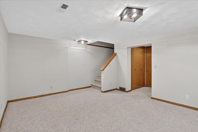 2548 Liberty Lane, Janesville, WI 53545