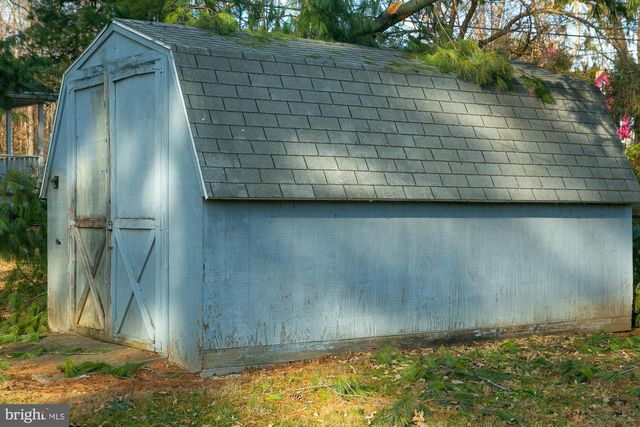 19 CARDINAL DR, Shepherdstown, WV 25443