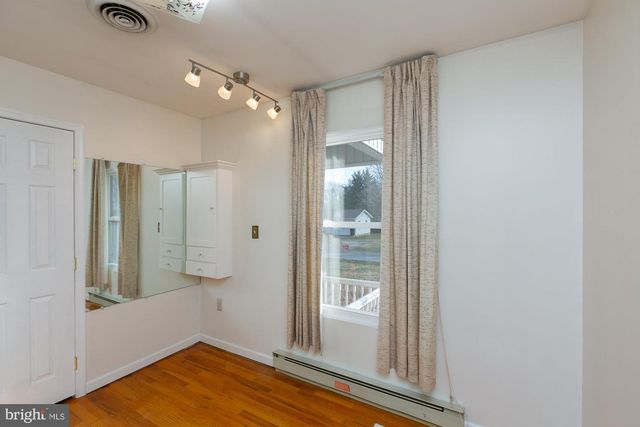 19 CARDINAL DR, Shepherdstown, WV 25443